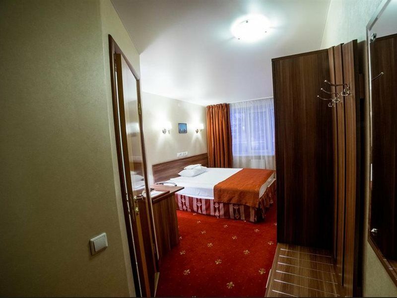 Amaks Vizit Hotel Гомель Екстер'єр фото