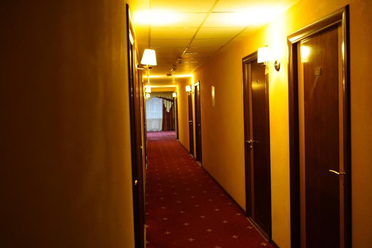 Amaks Vizit Hotel Гомель Екстер'єр фото